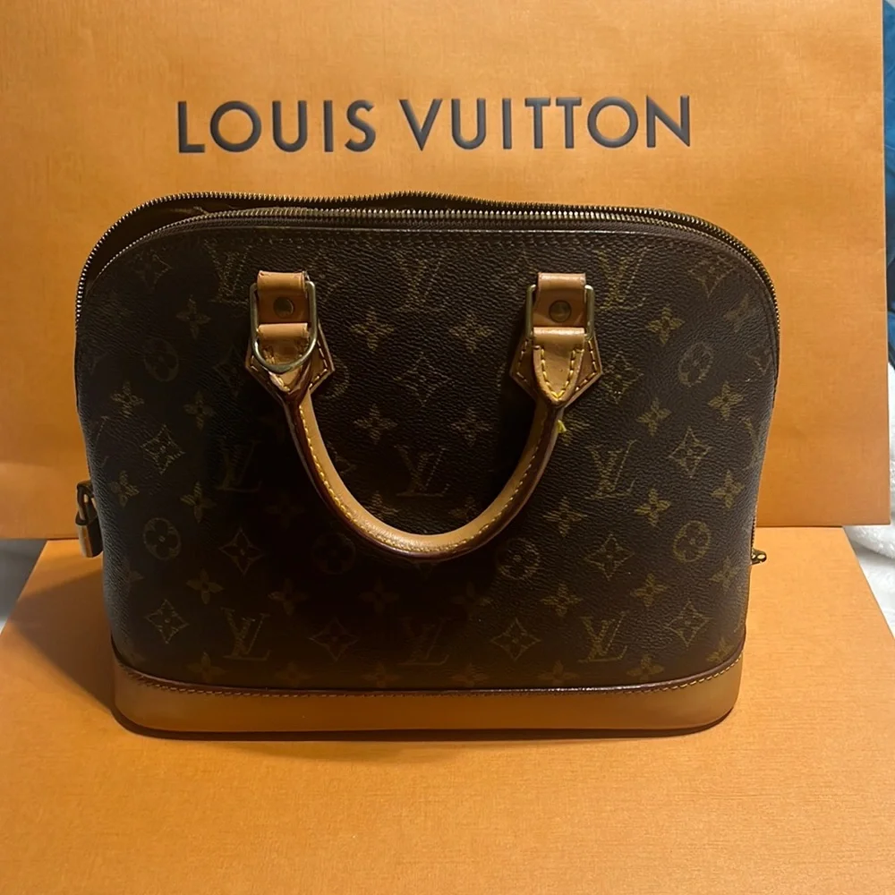 LOUIS VUITTON ALMA PM PURSE